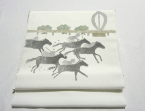 Art hand Auction Service [Silhouette de cheval de course] Crêpe de soie Hama ◆ Teinture Yuzen entièrement peinte à la main ◆ Tissu Nagoya obi de 9 pouces ◆ Non adapté, groupe, Nagoya-Obi, Non adapté