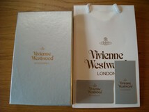 ★新品・未使用! Vivienne Westwood 長財布 (ピーチ×チェック)　ヴィヴィアンウエストウッド_画像2