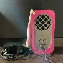 a1017-1 PHILIPS Bluetoothスピーカー SB5200P ピンク ポータブルスピーカー 通電確認済み　手元スピーカー ワイヤレス フィリップス_画像4