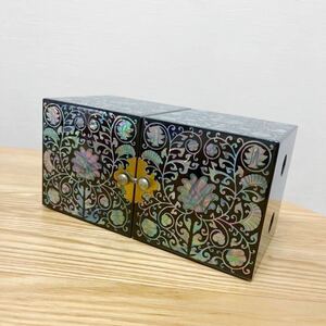 螺鈿細工　小物入れ　ジュエリーボックス　韓国　花柄　宝石箱　ハンドメイド　職人技　工芸品　インテリア　置物