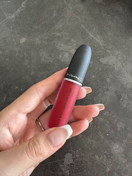 MAC パウダーキス リキッドリップカラー オートパンツ