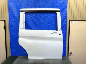 B017　ステップワゴン　RP1　RP2　右スライドドア　ステップワゴンスパーダ　RP3　RP4