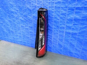 S961　ステップワゴン　スパーダ　RP3　RP4　右テール　LED　W1890　J1　美品