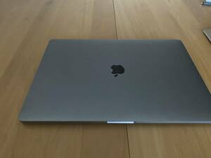 美品　使用時間少　macbook pro 2019 8コア 64gb 1TBSSD corei9 スペースグレー　元箱付属品完備　touch bar 