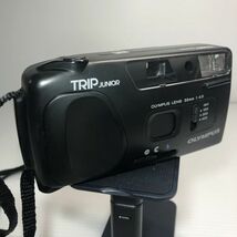 同【OLYMPUS】 オリンパス TRIP JUNIOR 100 33mm F4.5 コンパクトフィルムカメラ 昭和レトロ ヴィンテージ アンティーク コンパクトカメラ_画像2