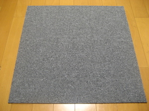 日本製タイルカーペット（２０枚）厚み約6.5mm（１１４２）在庫１０３枚・１枚２００円～