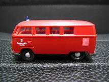 1/87 ブレキナ BREKINA フォルクスワーゲン VW T1 Kombi Feuerwehr Berlin_画像1