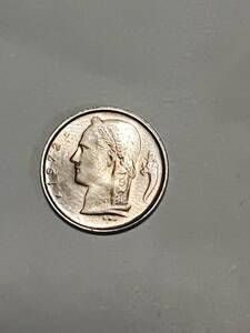 ★ベルギー　1フラン　白銅貨　1972年　美品