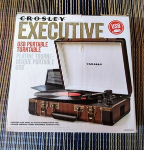 *Crosley Executive portable record player Cross Ray suitcase type turntable *
