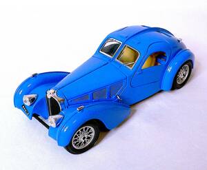 Bburago ブラーゴ 1/24 Bugatti Atlantic ブガッティ アトランティック 1936 ダイキャストモデル 箱なし