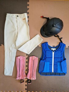 子ども 乗馬４点セット ヘルメット プロテクター キュロット チャップス SOMES SADDLE Casco shires 他 乗馬 キッズ