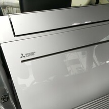 三菱 床置形 ハウジング エアコン MFZ-K2817AS-W 霧ヶ峰 ホワイト 10畳 冷房2.8kW 単相200V 2019年製 _画像1