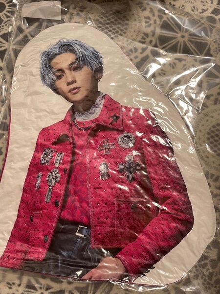 ★BATTLE OF TOKYO八木勇征 ダイカットクッション受注生産品