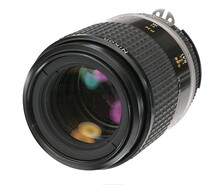 Nikon・Ai-s Micro-Nikkor 105mm F2.8 マクロレンズ・HS-14フード付・中古美品_画像2