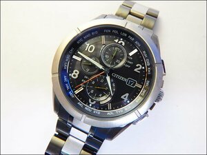 美品 CITIZEN/シチズン◆アテッサ/AT8165-51E◆エコ・ドライブ ソーラー電波 クロノグラフ 30周年限定モデル