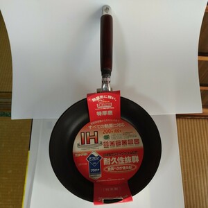 ホクア　ミラーIHキャストフライパン　24cm 店頭在庫品です。在庫期間長いですが未使用です。写真を見てご検討ください。特厚底仕様です。