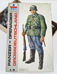 ESCI 1/9 6001 PANZER GRENADIER GROSSDEUTSCHLAND【ジャンク】byt102406