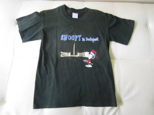 ★【送料込み】「SNOOPY　スヌーピー　in Budapest　ブダペスト」（グリーン）Tシャツ　ジョークール　★