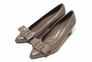 定価9.9万 美品 Salvatore Ferragamo フェラガモ VIVA リボン パンプス レザー ダークグレー系 レディース 7 ヴァラ シューズ