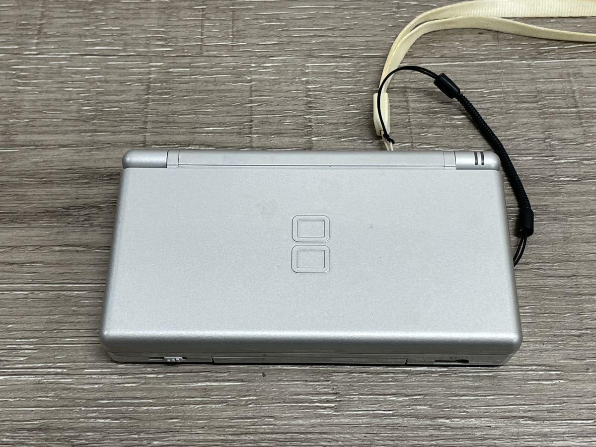 ヤフオク! -「ニンテンドーds lite グロス シルバー」の落札相場・落札価格