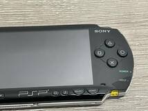 ☆ PSP ☆ プレイステーションポータブル PSP-1000 ブラック 動作品 状態良好 本体 のみ Playstation Portable SONY バッテリー欠品 2807_画像4