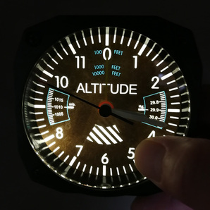 航空機 高度計風 目覚まし時計の画像4
