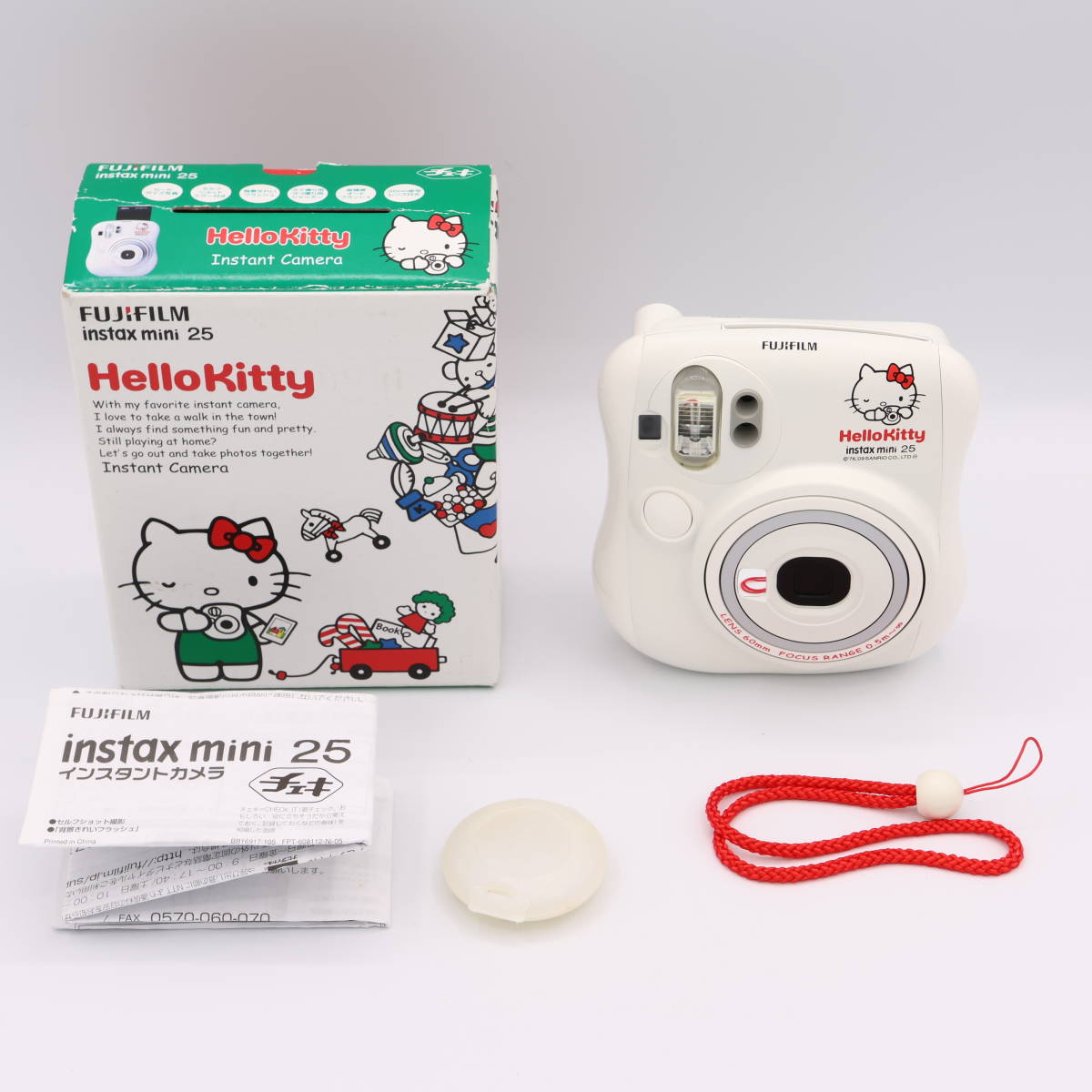 富士フイルム instax mini チェキ ハローキティ オークション比較