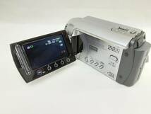 【中古】JVC ビクター Everio エブリオ デジタル ビデオ カメラ GZ-MG35 付属品 付 通電確認 【5724】_画像2