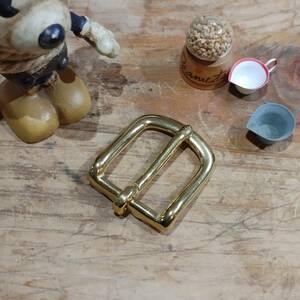 レザークラフト 真鍮金具 Brass D型バックル　内径25mm 1個