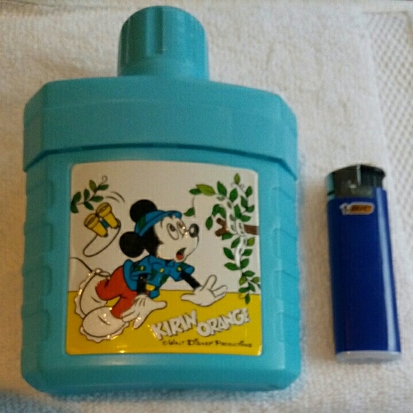 【25年前の水筒】(キリンビール非売品)ディズニー・ミッキーデザイン)酒屋倉庫保管品(時代物・現状現品同等品渡し)キリンオレンジ