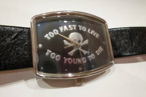 美品！廃番品！Vivienne Westwood ヴィヴィアンウエストウッド スカル ドクロ 腕時計 パンク TOO FAST TO LIVE TOO YOUNG TO DIE