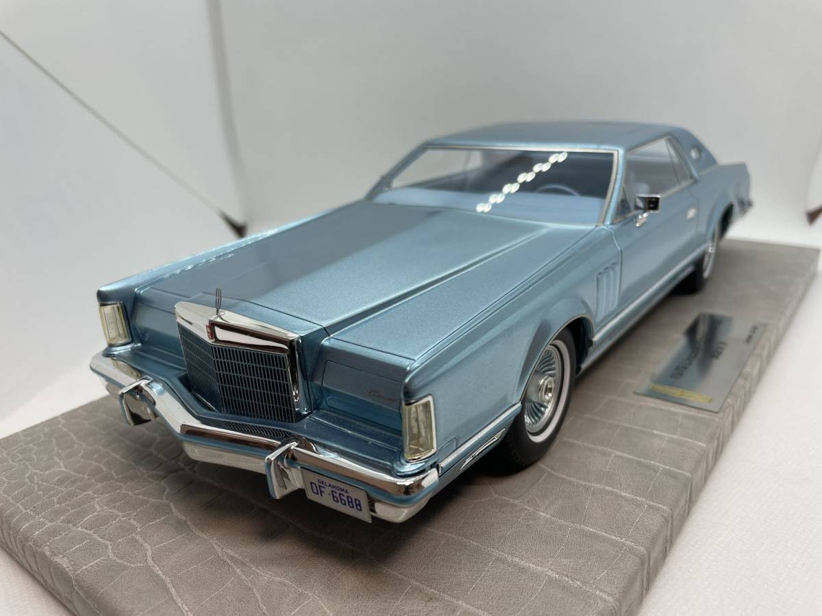 105-001 AMC 1/18 リンカーン Continental-