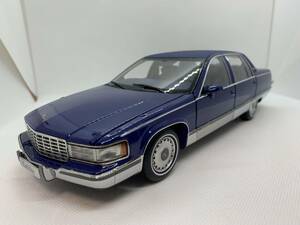 キャディラック 1/18 キャディラック フリートウッド Cadillac Fleetwood ブルー J01-2-006