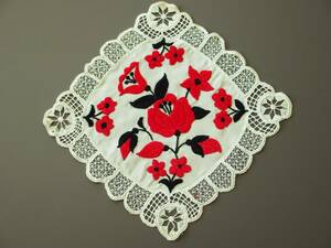  higashi . miscellaneous goods Hungary made Vintage Caro tea embroidery table runner,doi Lee ( deep ., four square shape ) for searching : inset .- embroidery 