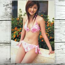 [高品質ラミネート処理][ 石川梨華 モーニング娘。 ] FLASH 2005年7/12号 雑誌 切り抜き 8ページ 水着 グラビア アイドル 芸能人 女優_画像1