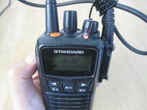 STANDARD スタンダード デジタル簡易無線機 VXD450U トランシーバー 本体+タイピン型マイク・イヤホン_画像2