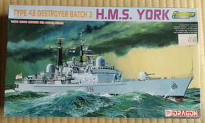 【新品・限定版】ドラゴン製 Dragon プレミアム 1/700 イギリス海軍 Type 42 Batch 3 York エッチングパーツ付き 型番7055