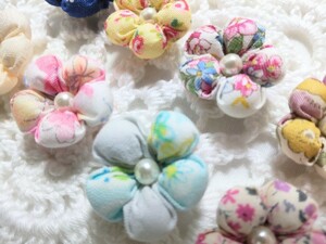 ８個　５　ふんわりお花　モチーフ　ハンドメイド