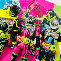 難あり中古品 S.H.Figuarts フィギュアーツ 仮面ライダーエグゼイド マイティアクションX ビギニングセット_画像1