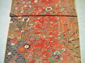 着物はぎれ（古布）正絹縮緬　ピンクオレンジぼかし　花柄小紋柄　（36ｘ142cm)