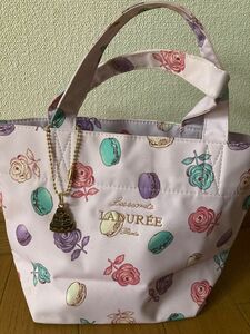 新品 LADUREE/ラデュレ トートバッグ マカロン