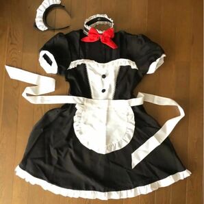 コスプレ　メイド服　ハロウィン　仮装　猫耳　メイド　美品　フリーサイズ　エプロン　黒　ポリエステル　お嬢様 コスプレ衣装 スカート