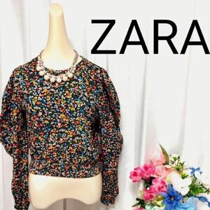 【美品】ZARA　ザラ　花柄　フラワー パフスリーブ　スウェット