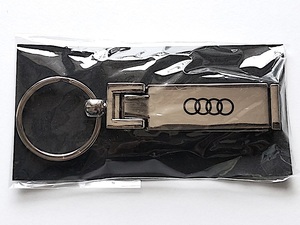 即決 新品 非売品 AUDI アウディ 亜鉛合金 ダイカスト 3WAY キーホルダー スマホスタンド バッグハンガー 未使用 キーチェーン キーリング