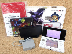 【中古】ニンテンドー3DS モンスターハンター3 トライG スペシャルパック Nintendo 任天堂(NJA511-1)