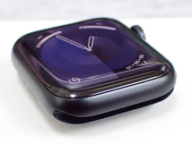 【中古 良品】Apple Watch SE 第2世代 GPSモデル 40mm ミッドナイトアルミニウムケース と ミッドナイトスポーツバンド MNJT3J/A(NKA161-1)_画像4