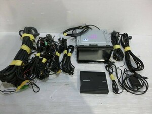 T【F2-88】【100サイズ】カロッツェリア パイオニア/HDD カーナビ AVIC-ZH0009CS/ケーブル類付き/ジャンク扱い/※傷・汚れ有