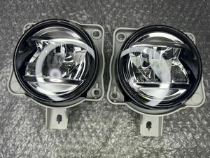 トヨタ　LED 純正　KOITOフォグランプ　114-11092　A200A ライズ A200S ロッキー A0914K23