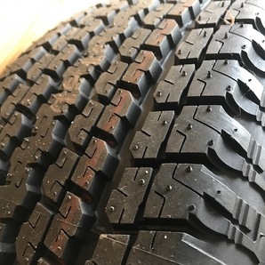 美品ラングラーアンリミテッド 純正ホイール・タイヤ1本 未走行 18×7.5Ｊインセット44 255/70Ｒ18 きれいです。の画像5