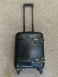 【F178】SWANY スワニー キャリーケース ブラック 黒 キャリーバッグ 旅行バッグ 現状品
